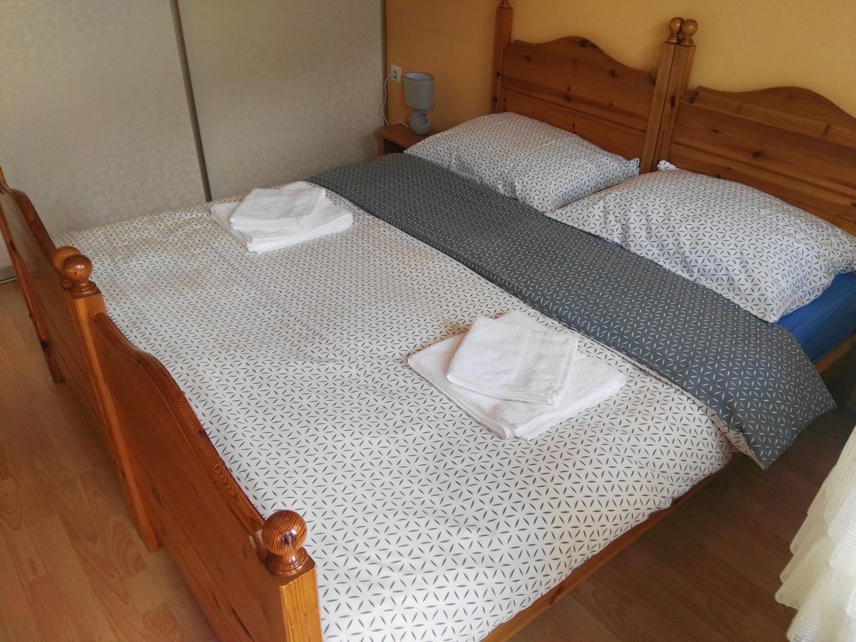 Apartmani Janjic Μπάνια Λούκα Εξωτερικό φωτογραφία