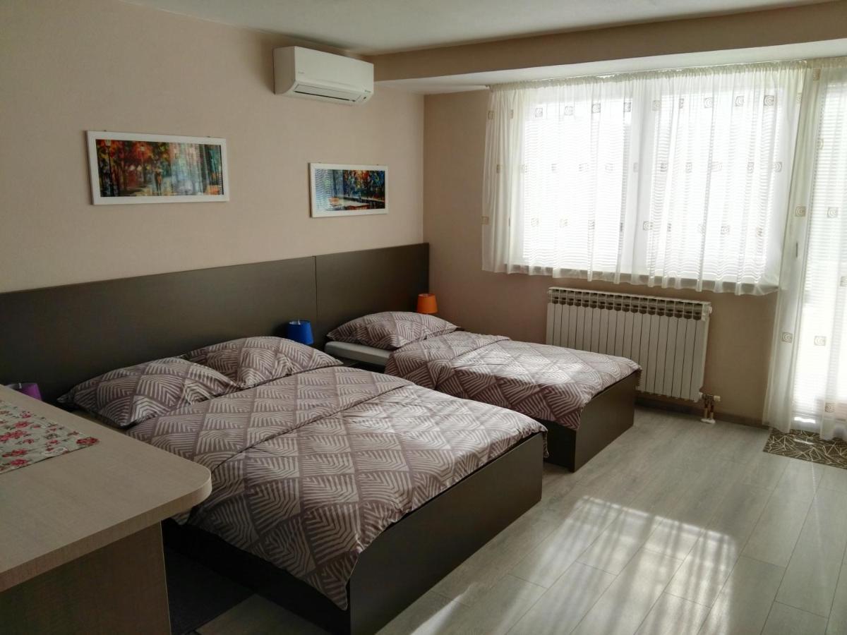 Apartmani Janjic Μπάνια Λούκα Εξωτερικό φωτογραφία